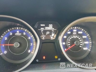 Zdjęcie 9 z 12 samochodu: 2013 HYUNDAI ELANTRA GLS VIN:5NPDH4AE4DH396132 - miniatura