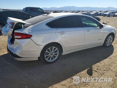 Trzecie zdjęcie samochodu z tyłu: 2017 FORD FUSION SE HYBRID VIN:3FA6P0LU2HR117388 - miniatura