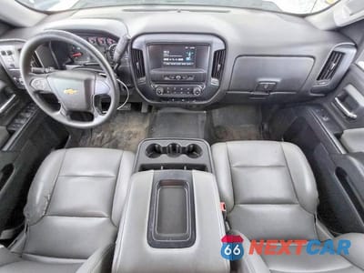 Zdjęcie 8 z 12 samochodu: 2019 CHEVROLET SILVERADO LD C1500 VIN:2GCRCNEC8K1200629 - miniatura