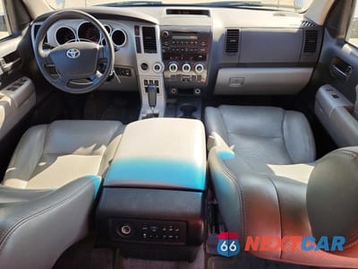 Zdjęcie 8 z 13 samochodu: 2008 TOYOTA SEQUOIA SR5 VIN:5TDBY64A08S003464 - miniatura