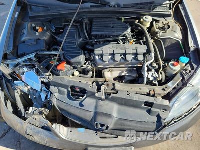 Zdjęcie 11 z 12 samochodu: 2005 HONDA CIVIC LX VIN:2HGES16535H633802 - miniatura