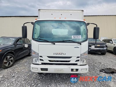 Piąte zdjęcie samochodu w środku: 2020 ISUZU NRR BOX TRUCK VIN:JALE5W162L7302087 - miniatura