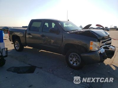 Czwarte zdjęcie samochodu z boku: 2011 CHEVROLET SILVERADO C1500 LS VIN:3GCPCREA5BG296773 - miniatura