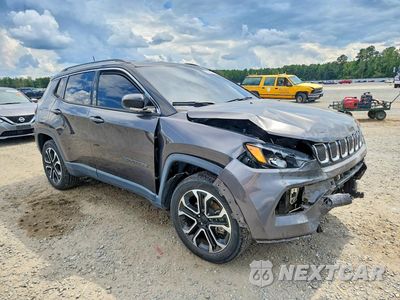 Czwarte zdjęcie samochodu z boku: 2022 JEEP COMPASS LIMITED VIN:3C4NJDCB5NT111306 - miniatura