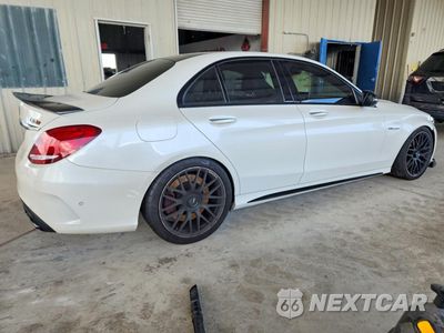 Trzecie zdjęcie samochodu z tyłu: 2017 MERCEDES-BENZ C 63 AMG-S VIN:55SWF8HB9HU207270 - miniatura