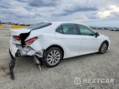 Trzecie zdjęcie samochodu z tyłu: 2019 TOYOTA CAMRY LE VIN:4T1B11HK4KU808831 - miniatura