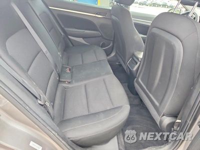 Zdjęcie 10 z 13 samochodu: 2020 HYUNDAI ELANTRA VALUE EDITION VIN:KMHD84LF3LU910624 - miniatura