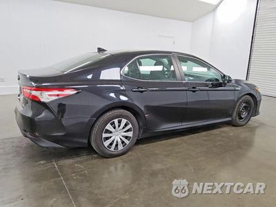 Trzecie zdjęcie samochodu z tyłu: 2019 TOYOTA CAMRY LE VIN:4T1B31HK5KU511142 - miniatura