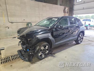 2025 HYUNDAI KONA SEL KM8HBCAB4SU279555 - główne zdjęcie licytacji z USA - miniatura