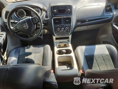 Zdjęcie 8 z 13 samochodu: 2017 DODGE GRAND CARAVAN SXT VIN:2C4RDGCG4HR547268 - miniatura