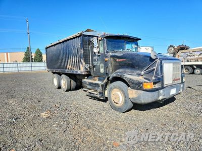 Czwarte zdjęcie samochodu z boku: 1994 INTERNATIONAL 9400 GRAIN TRUCK VIN:2HSFHGMR5RC082213 - miniatura