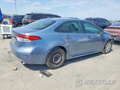 Trzecie zdjęcie samochodu z tyłu: 2020 TOYOTA COROLLA LE VIN:JTDEPRAE0LJ033269 - miniatura