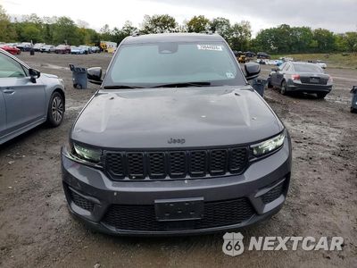 Piąte zdjęcie samochodu w środku: 2025 JEEP GRAND CHEROKEE LAREDO VIN:1C4RJHAGXSC297262 - miniatura
