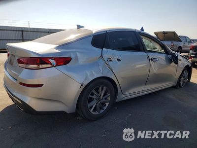 Trzecie zdjęcie samochodu z tyłu: 2019 KIA OPTIMA LX VIN:5XXGT4L34KG339302 - miniatura