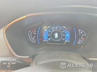 Zdjęcie 9 z 13 samochodu: 2020 HYUNDAI SANTA FE SEL VIN:5NMS3CAD1LH216365 - miniatura