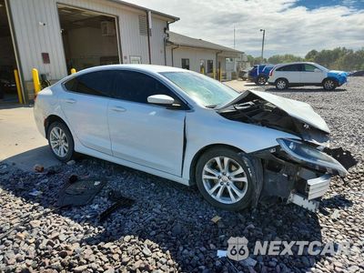 Czwarte zdjęcie samochodu z boku: 2015 CHRYSLER 200 LIMITED VIN:1C3CCCABXFN714059 - miniatura