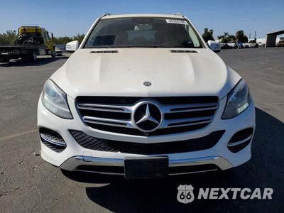 Piąte zdjęcie samochodu w środku: 2017 MERCEDES-BENZ GLE 350 4MATIC VIN:4JGDA5HB0HA927339 - miniatura