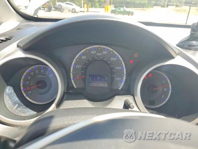 Zdjęcie 9 z 12 samochodu: 2011 HONDA FIT SPORT VIN:JHMGE8H50BS003839 - miniatura