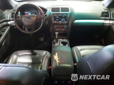 Zdjęcie 8 z 13 samochodu: 2016 FORD EXPLORER XLT VIN:1FM5K8DH1GGB85851 - miniatura