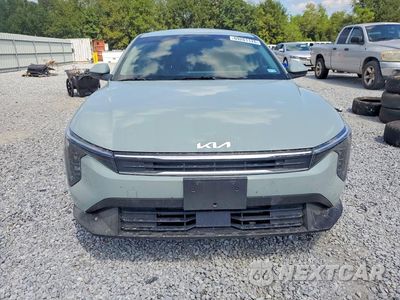 Piąte zdjęcie samochodu w środku: 2026 KIA K4 LXS VIN:3KPFT4DE6TE273535 - miniatura