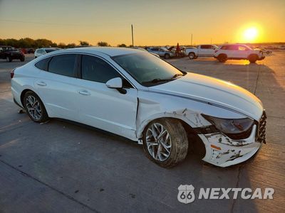 Czwarte zdjęcie samochodu z boku: 2020 HYUNDAI SONATA SEL VIN:5NPEL4JA7LH033242 - miniatura