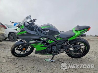 Trzecie zdjęcie samochodu z tyłu: 2016 KAWASAKI EX300 B VIN:JKAEX8B15GDA25949 - miniatura