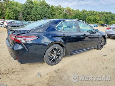 Trzecie zdjęcie samochodu z tyłu: 2022 TOYOTA CAMRY SE VIN:4T1G11AK1NU650839 - miniatura