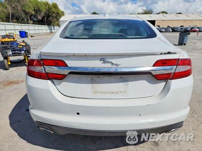 Zdjęcie 6 z 12 samochodu: 2013 JAGUAR XF VIN:SAJWA0ES6DPU03836 - miniatura