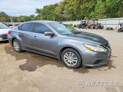 Czwarte zdjęcie samochodu z boku: 2016 NISSAN ALTIMA 2.5 S VIN:1N4AL3AP6GN377573 - miniatura