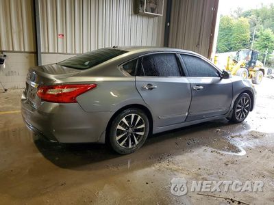 Trzecie zdjęcie samochodu z tyłu: 2016 NISSAN ALTIMA 2.5 SV VIN:1N4AL3AP4GC118852 - miniatura