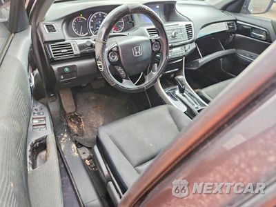 Zdjęcie 8 z 12 samochodu: 2017 HONDA ACCORD LX VIN:1HGCR2F37HA256806 - miniatura