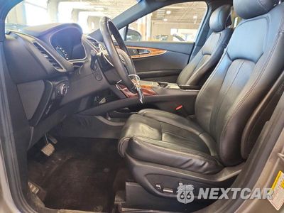 Zdjęcie 7 z 14 samochodu: 2016 LINCOLN MKX RESERVE VIN:2LMPJ8LR7GBL86882 - miniatura