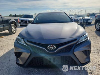 Piąte zdjęcie samochodu w środku: 2019 TOYOTA CAMRY SE VIN:4T1B11HKXKU786950 - miniatura