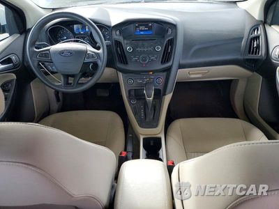Zdjęcie 8 z 13 samochodu: 2017 FORD FOCUS SE VIN:1FADP3K22HL234556 - miniatura