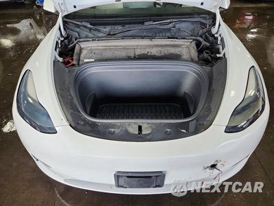 Zdjęcie 11 z 13 samochodu: 2022 TESLA MODEL Y VIN:7SAYGDEE1NF312852 - miniatura