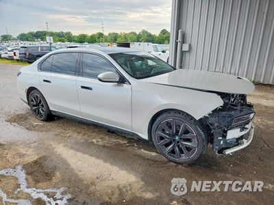 Czwarte zdjęcie samochodu z boku: 2024 BMW 760 XI VIN:WBA33EJ06RCP08908 - miniatura