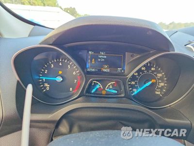 Zdjęcie 9 z 13 samochodu: 2019 FORD ESCAPE SE VIN:1FMCU0GD2KUA19585 - miniatura