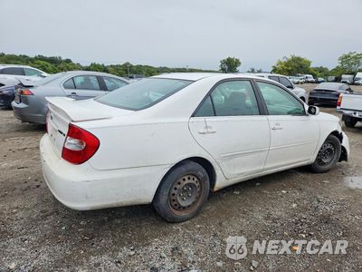 Trzecie zdjęcie samochodu z tyłu: 2002 TOYOTA CAMRY SE VIN:JTDBE32K420090766 - miniatura