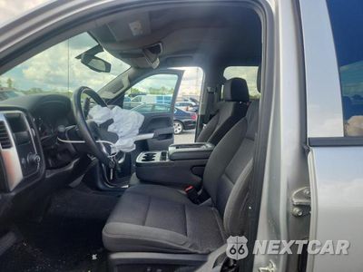 Zdjęcie 7 z 12 samochodu: 2018 CHEVROLET SILVERADO C1500 LT VIN:3GCPCRECXJG223480 - miniatura