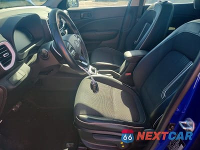Zdjęcie 7 z 14 samochodu: 2023 HYUNDAI VENUE LIMITED VIN:KMHRC8A30PU228911 - miniatura