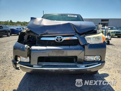 Piąte zdjęcie samochodu w środku: 2013 TOYOTA 4RUNNER SR5 VIN:JTEBU5JR7D5114749 - miniatura