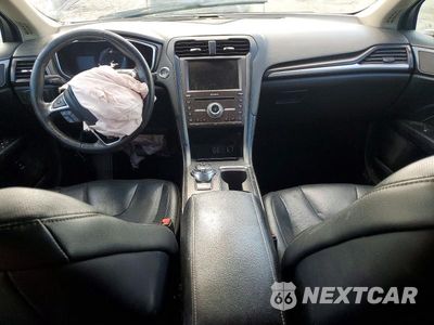 Zdjęcie 8 z 13 samochodu: 2019 FORD FUSION TITANIUM VIN:3FA6P0RU8KR255760 - miniatura