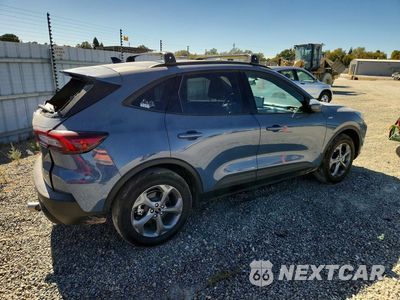 Trzecie zdjęcie samochodu z tyłu: 2025 FORD ESCAPE ST LINE SELECT VIN:1FMCU9NZ9SUA32563 - miniatura