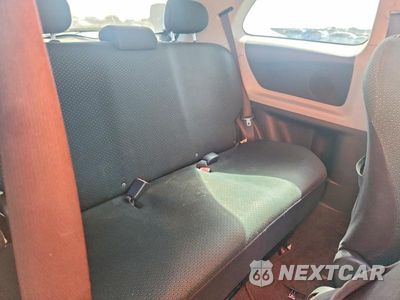 Zdjęcie 10 z 12 samochodu: 2008 TOYOTA YARIS BASE VIN:JTDJT923X85157539 - miniatura
