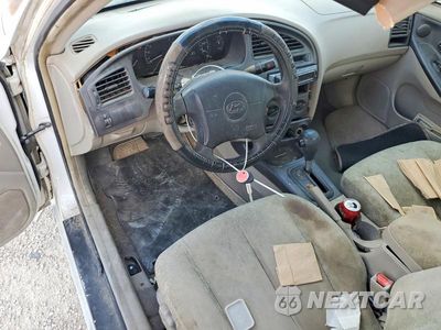 Zdjęcie 8 z 12 samochodu: 2001 HYUNDAI ELANTRA GLS VIN:KMHDN45D71U102858 - miniatura