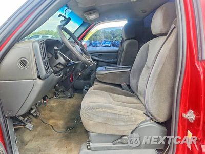 Zdjęcie 13 z 24 samochodu: 2006 CHEVROLET SILVERADO C1500 VIN:1GCEC14X26Z153820 - miniatura