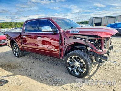 Czwarte zdjęcie samochodu z boku: 2022 RAM 1500 LONGHORN VIN:1C6SRFKT8NN352303 - miniatura