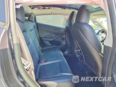 Zdjęcie 10 z 12 samochodu: 2024 TESLA MODEL Y VIN:7SAYGDED1RF111157 - miniatura