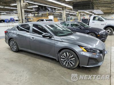 Czwarte zdjęcie samochodu z boku: 2024 NISSAN ALTIMA SV VIN:1N4BL4DV4RN316715 - miniatura
