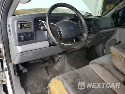 Zdjęcie 8 z 12 samochodu: 2004 FORD F250 SUPER DUTY VIN:1FTNF20L44EC95980 - miniatura